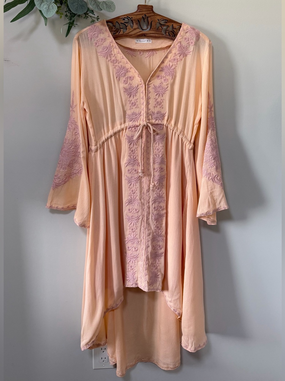 R.Vivimos Peach Embroidered Boho Midi Dress Size M 8/10